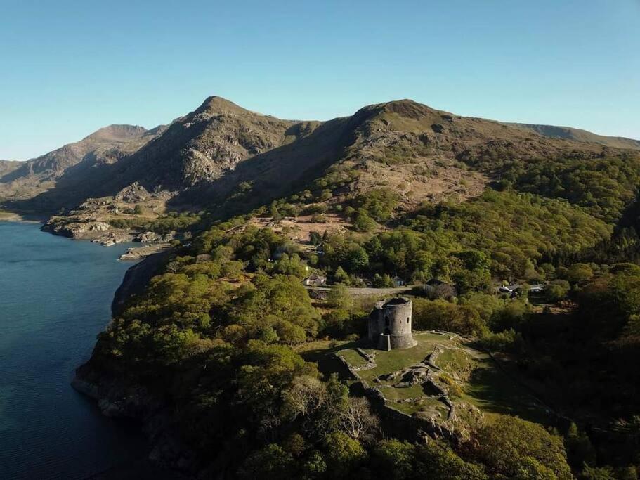 Perfect For Snowdon. Groups, Families+Dogs Welcome Llanberis Exterior photo