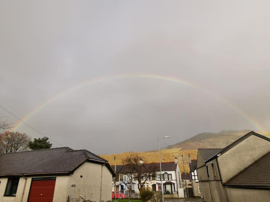 Perfect For Snowdon. Groups, Families+Dogs Welcome Llanberis Exterior photo