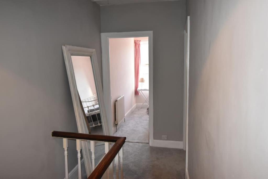 Perfect For Snowdon. Groups, Families+Dogs Welcome Llanberis Exterior photo